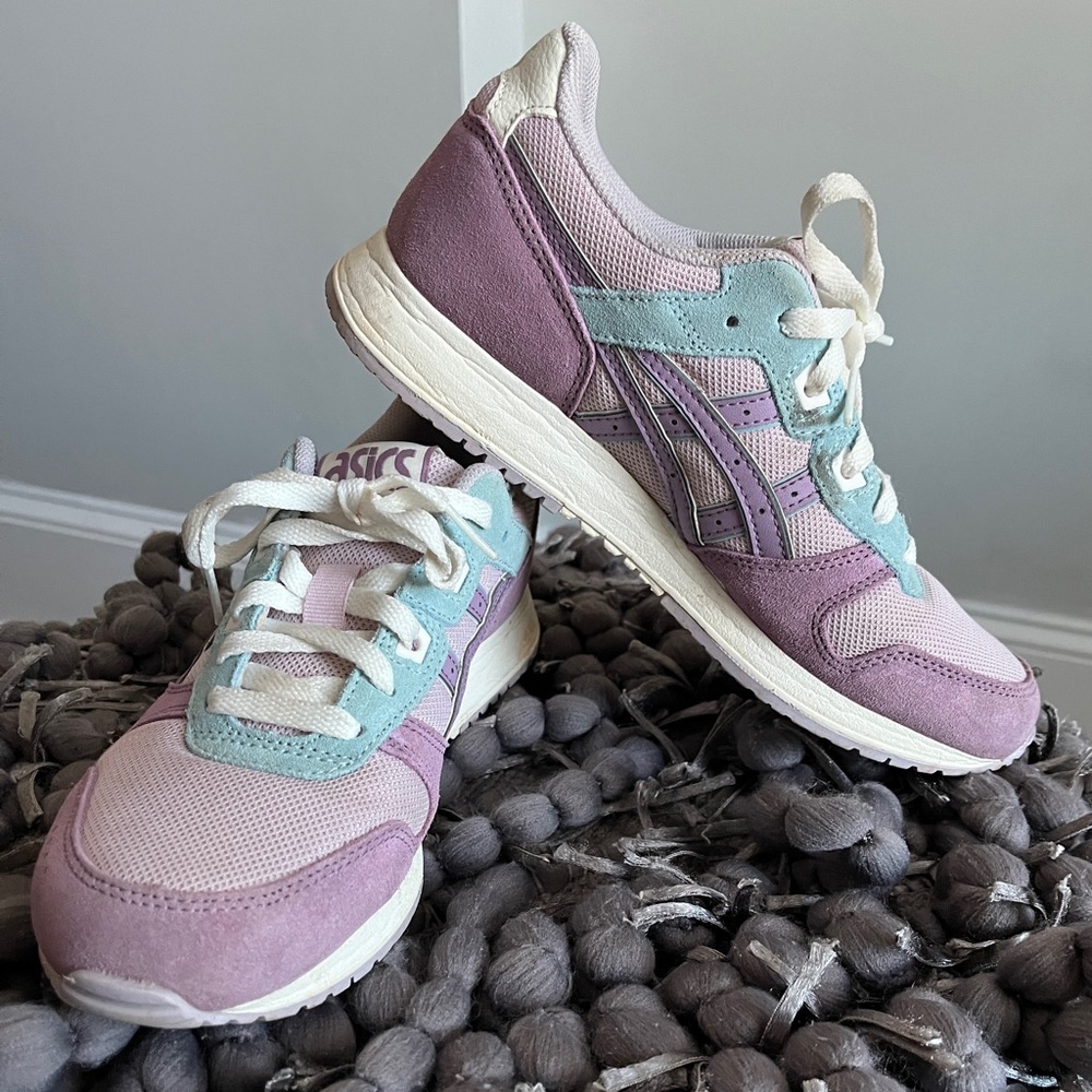 Asics Women’s Lavender / Blue Leather Mesh Lace Up Training Running Sneakers 7.5